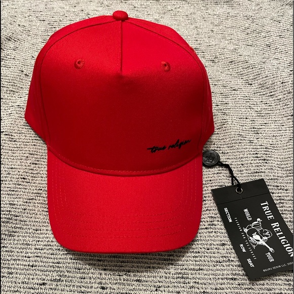 True religion red NWT  cap - Picture 1 of 6